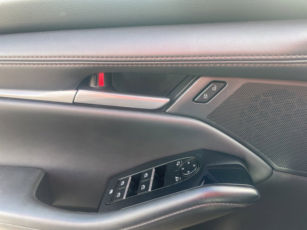 Used 2024 MAZDA MAZDA3 s image 17