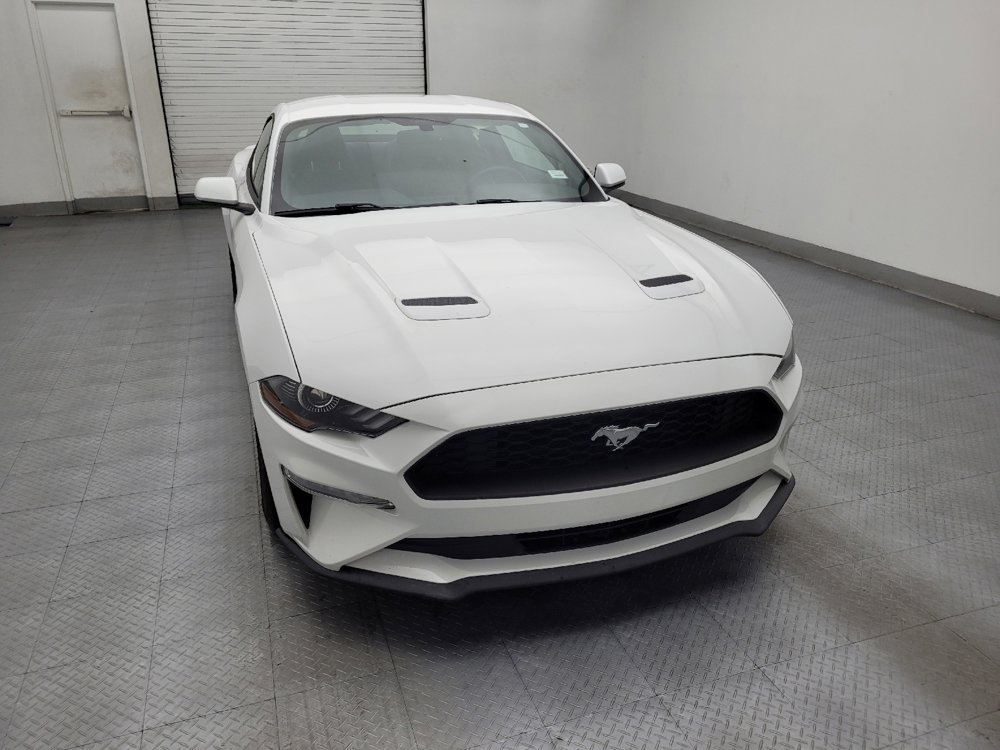 Used 2019 Ford Mustang Coupe RWD image 14