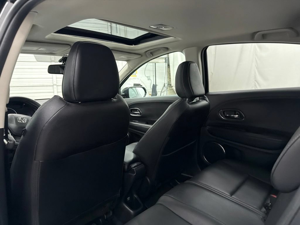 Used 2019 Honda HR-V EX-L image 17