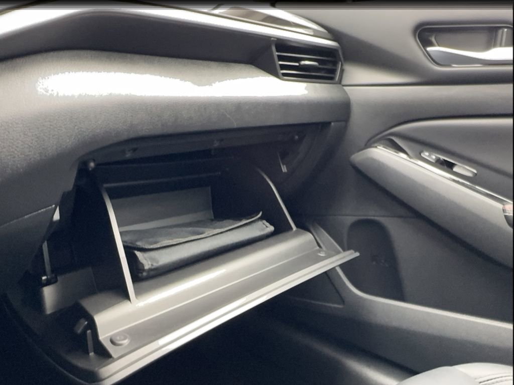 Used 2024 Nissan Altima 2.5 SR w/ SR Premium Package image 44