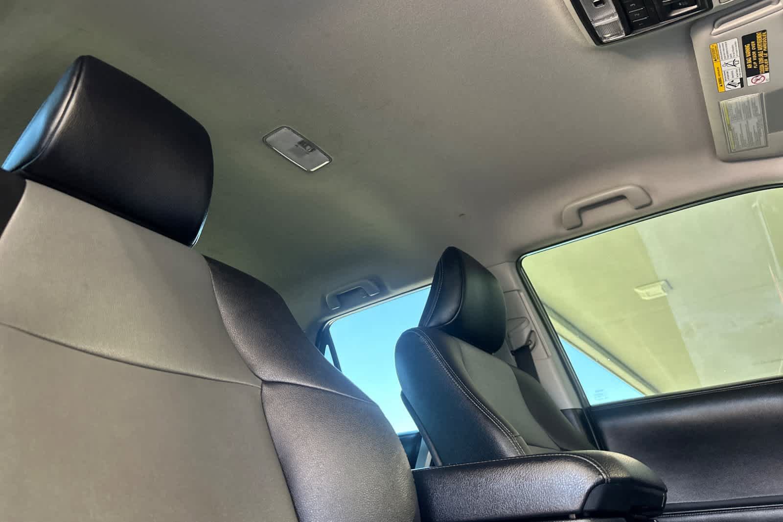 Used 2018 Toyota 4Runner SR5 Premium AWD/4WD image 18