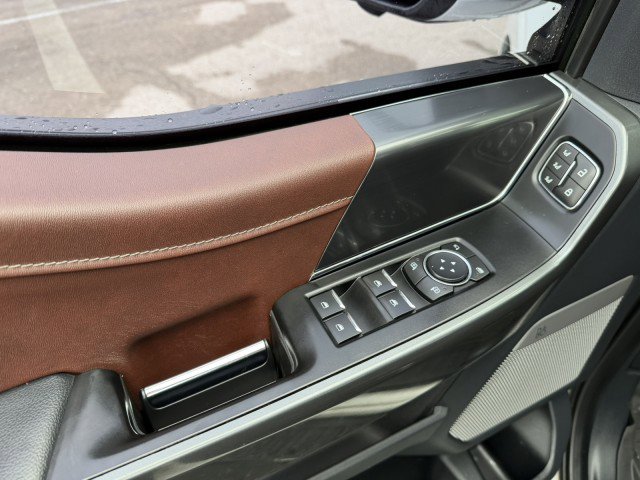 Used 2023 Ford F150 Lariat w/ Max Trailer Tow Package image 14