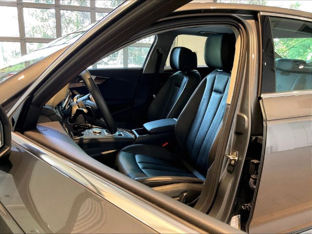 Used 2019 Audi A4 2.0T Premium Plus w/ Premium Plus Package AWD/4WD image 6