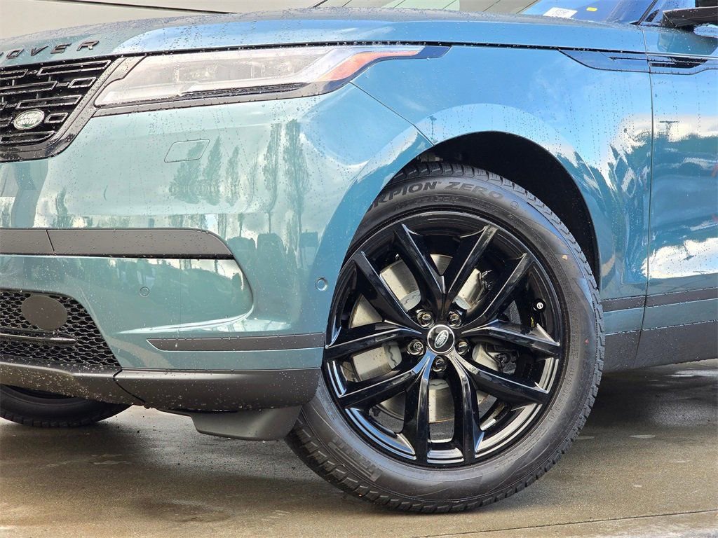 New 2026 Land Rover Range Rover Velar S image 2