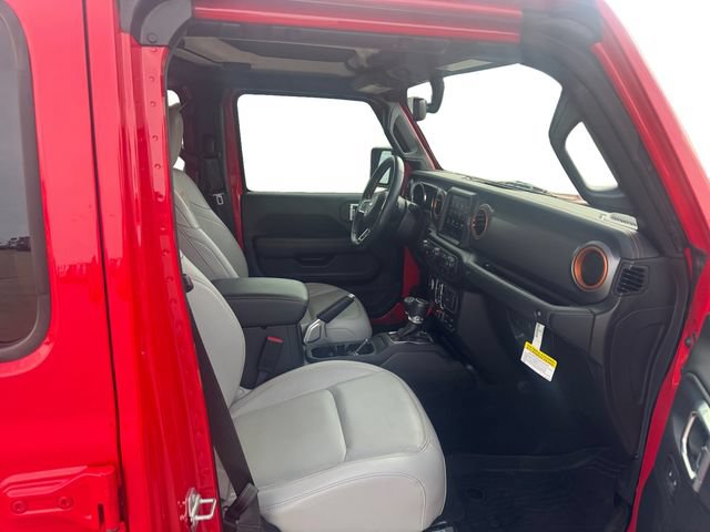 Used 2022 Jeep Gladiator Mojave w/ LED Lighting Group AWD/4WD image 12