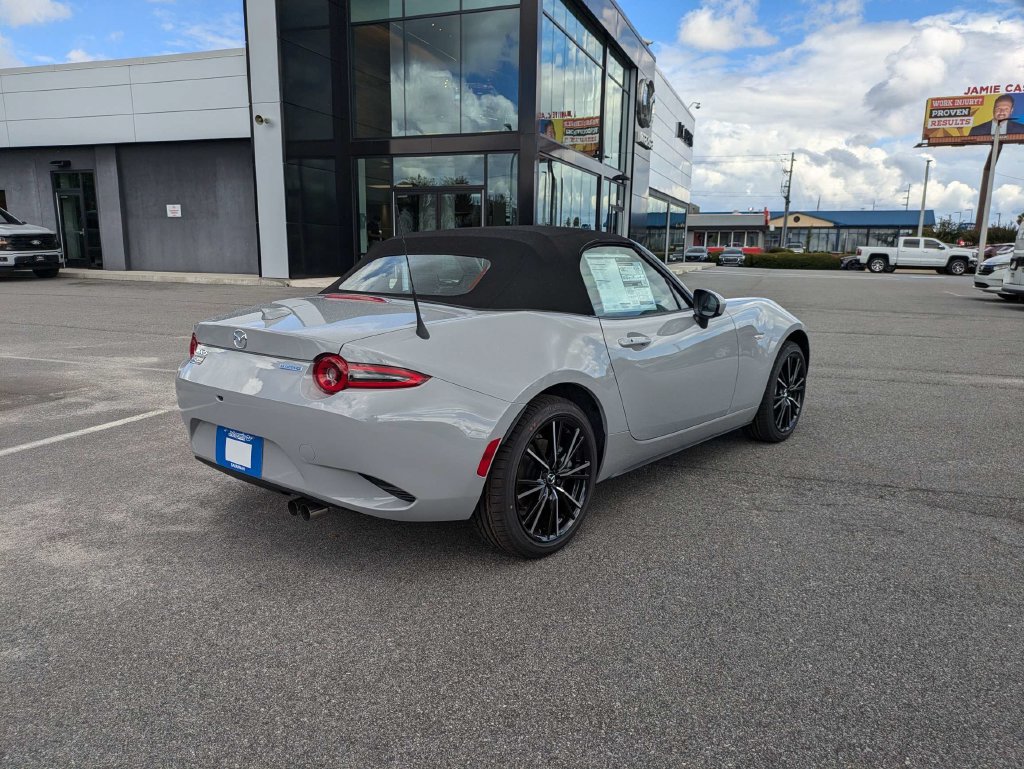 New 2026 MAZDA MX-5 Miata Grand Touring RWD image 4