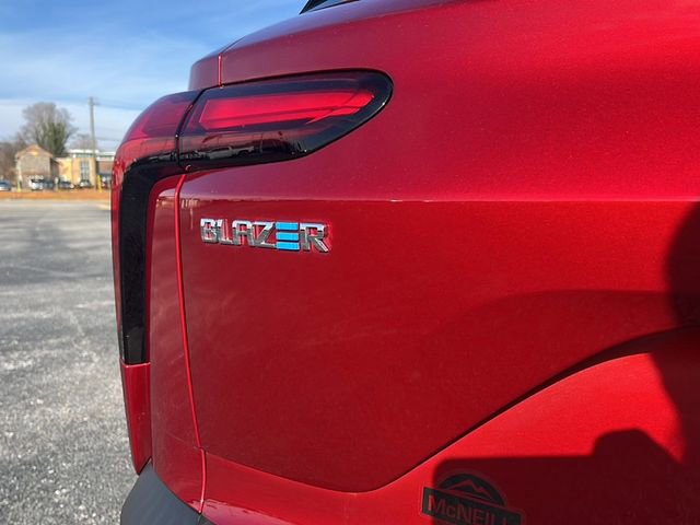 Used 2024 Chevrolet Blazer EV LT image 33