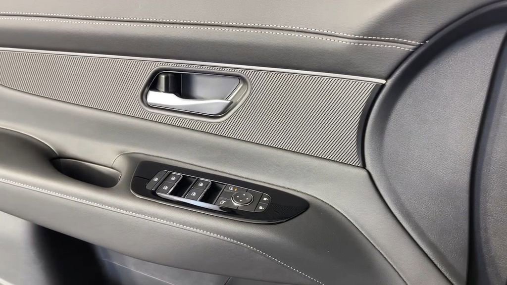 New 2025 Nissan Murano SV image 27