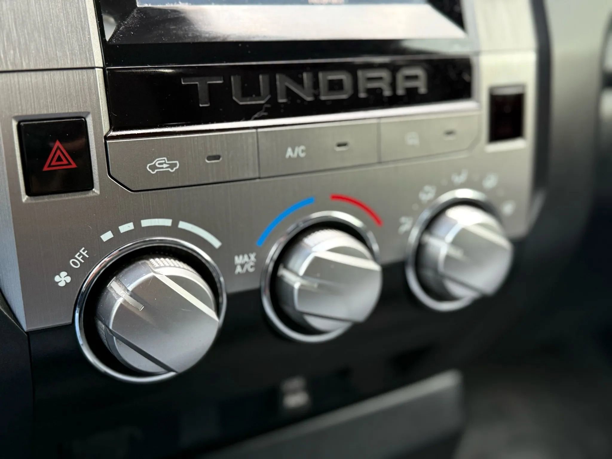 Used 2014 Toyota Tundra SR RWD image 31