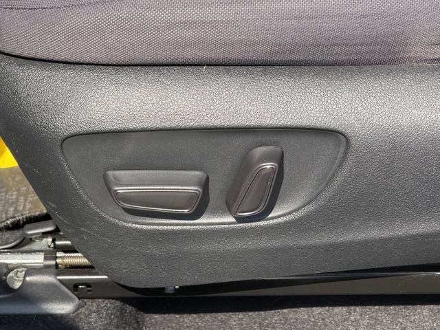Certified 2024 Toyota Highlander LE FWD image 19