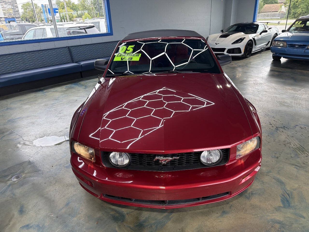 Used 2005 Ford Mustang GT Premium RWD image 7