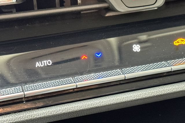 Used 2024 Buick Envision Preferred AWD/4WD image 29