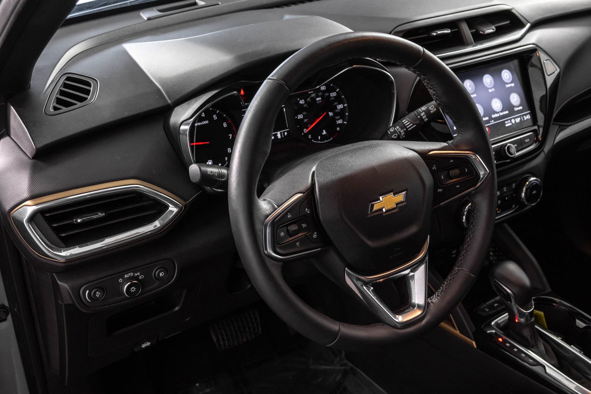 Used 2023 Chevrolet TrailBlazer ACTIV w/ Convenience Package FWD image 33