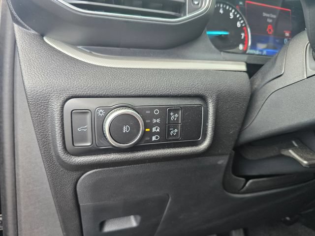 Used 2024 Ford Explorer XLT w/ Equipment Group 202A AWD/4WD image 21