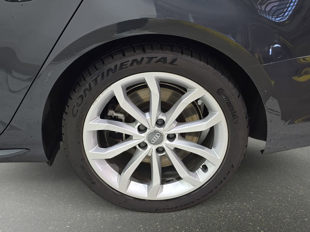 Used 2019 Audi A4 2.0T Premium Plus w/ Premium Plus Package image 32