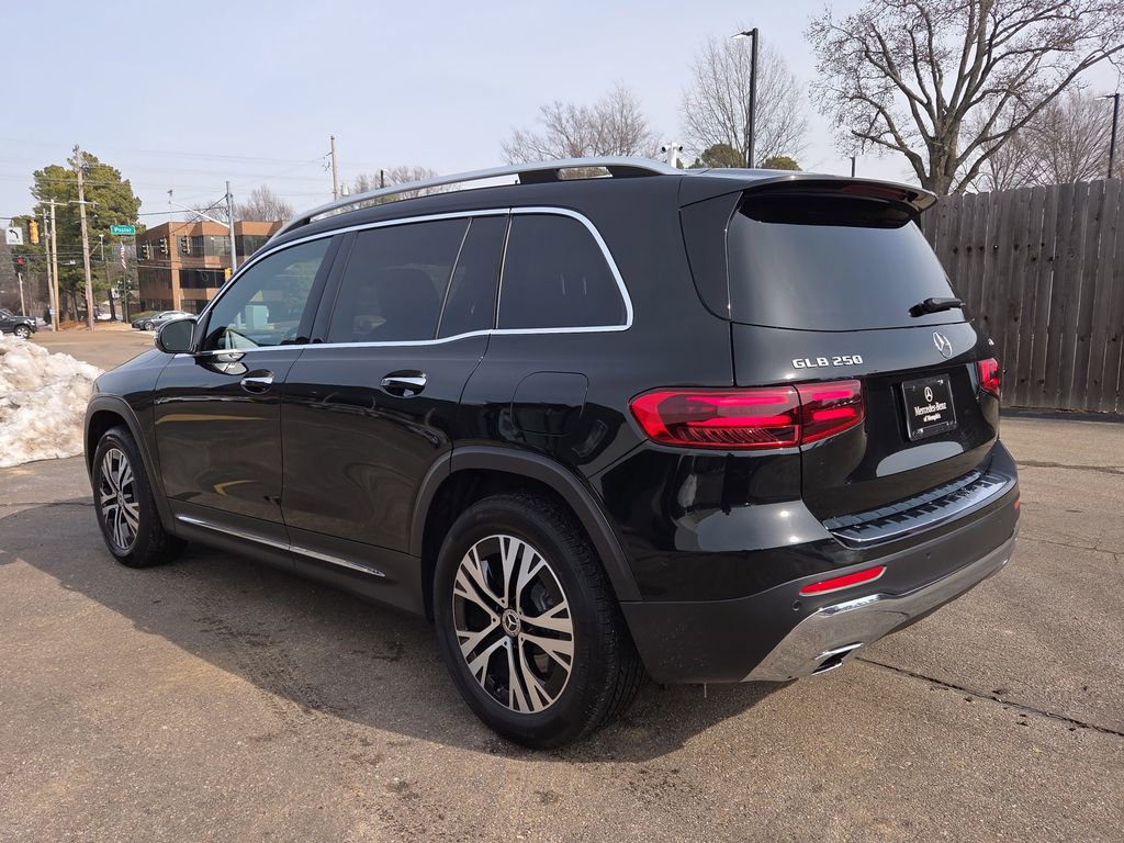 Certified 2026 Mercedes-Benz GLB 250 GLB 250 image 3