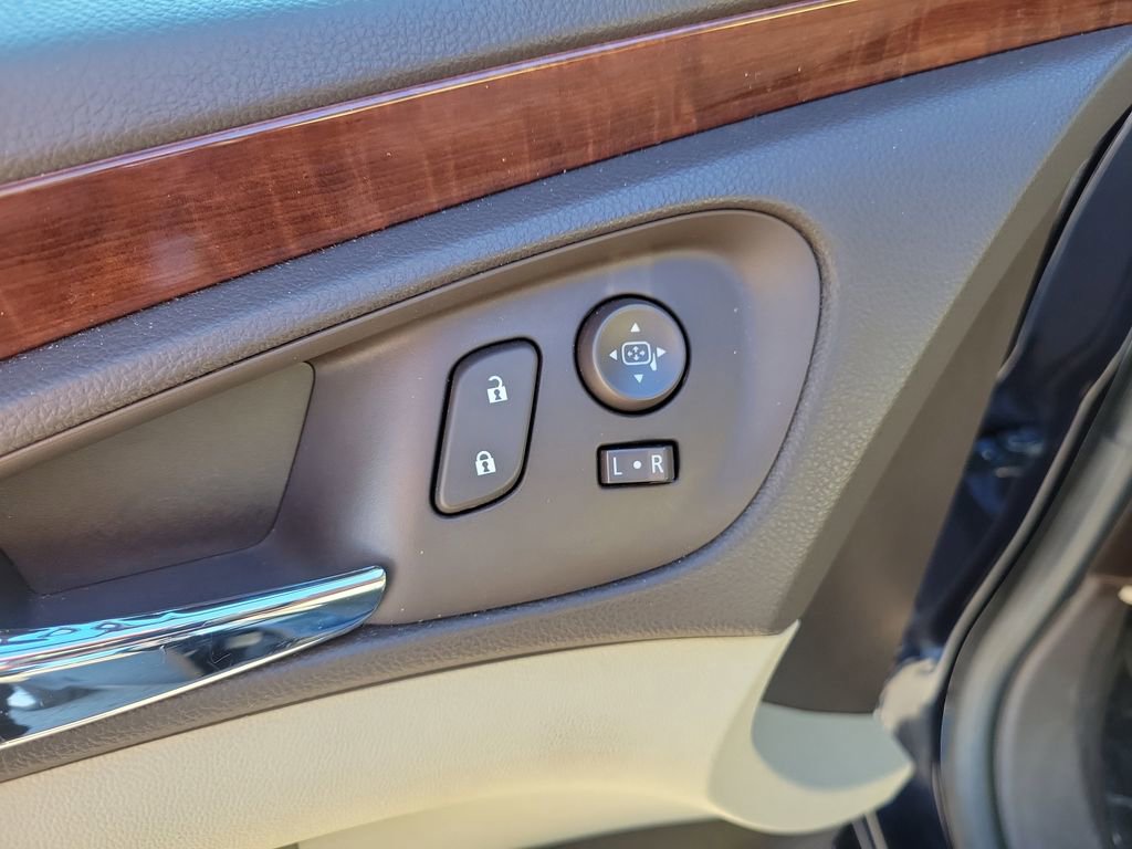 Used 2016 Buick Regal image 17