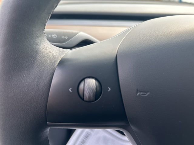 Used 2023 Tesla Model Y Long Range image 15