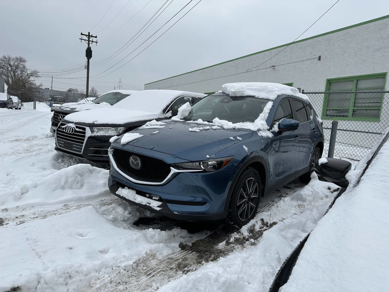 Used 2018 MAZDA CX-5 Touring w/ Preferred Equipment Package image 4