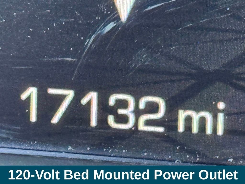 Used 2025 GMC Sierra 2500 AT4X image 15