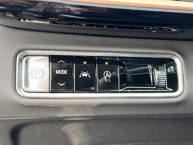 Certified 2025 Buick Envision Sport Touring image 32