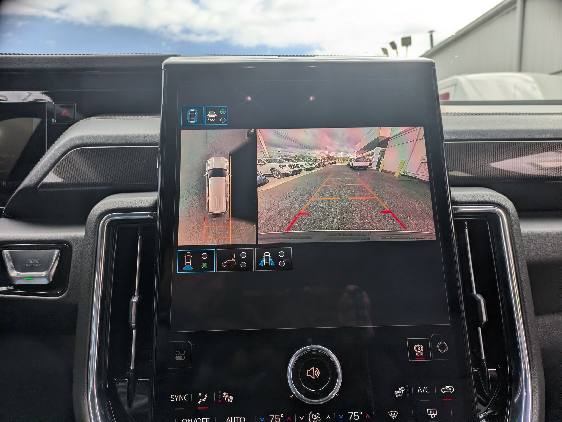 New 2026 GMC Yukon Elevation image 18