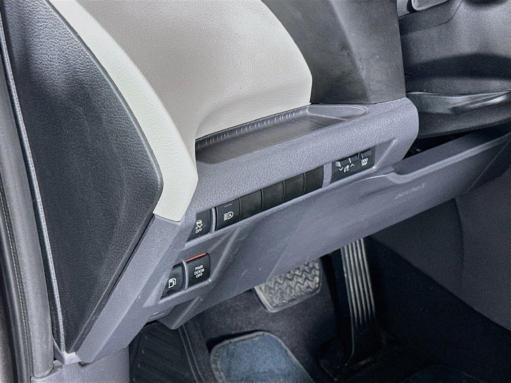 Certified 2022 Toyota Sienna LE FWD image 10