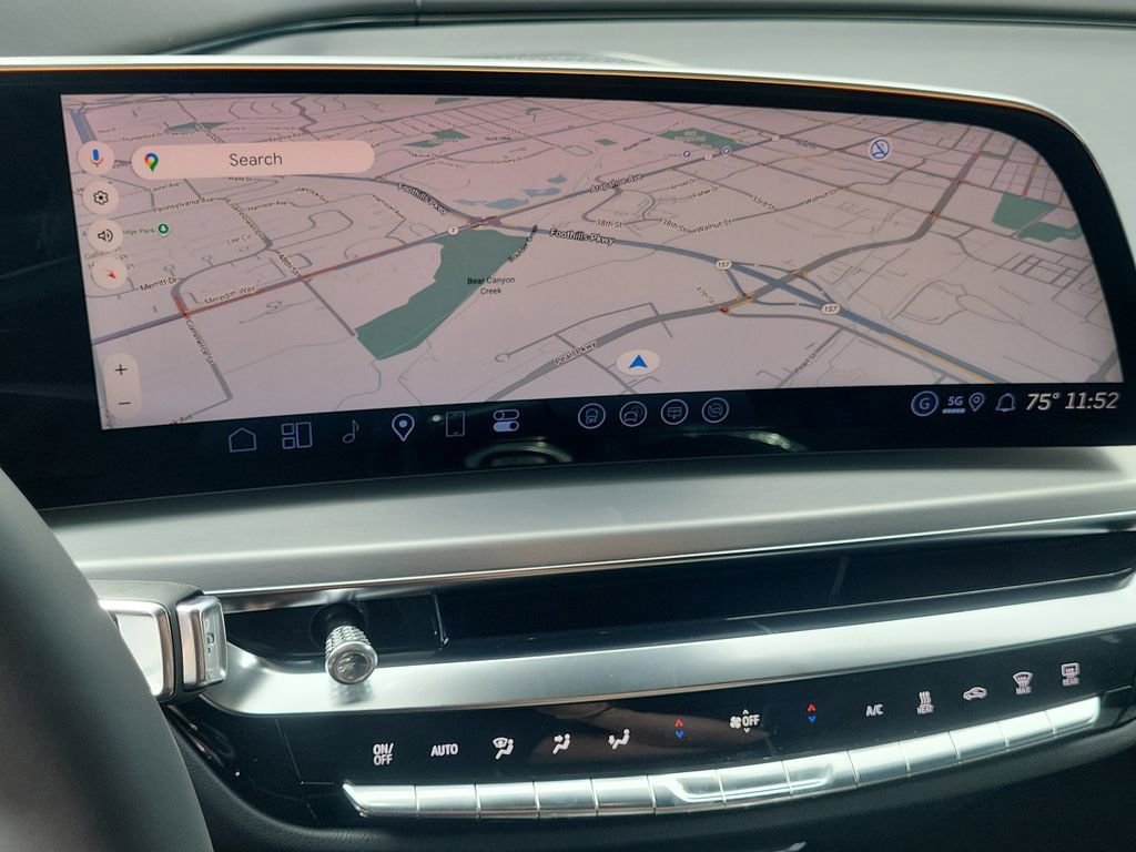 New 2026 Cadillac Lyriq V AWD/4WD image 17