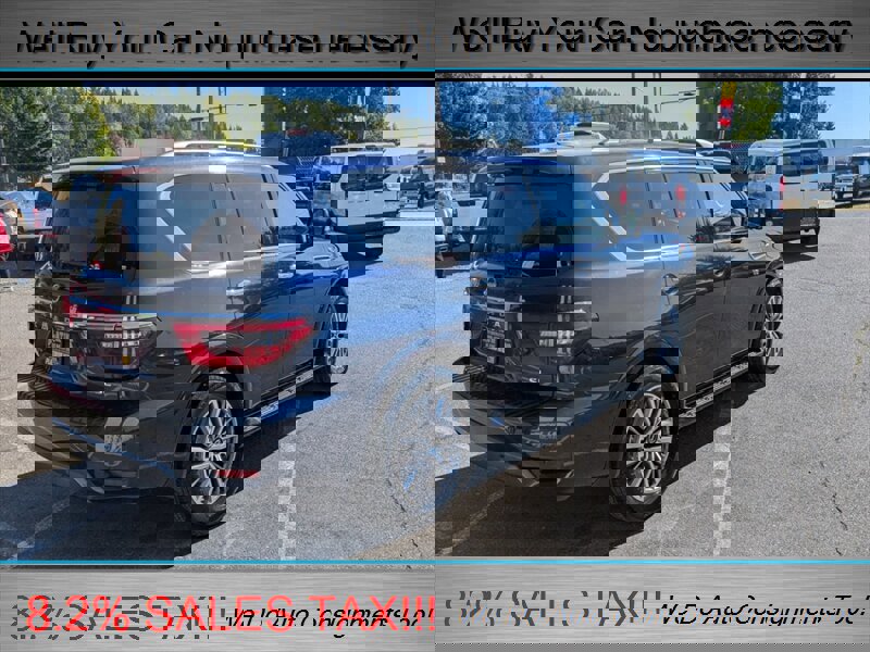 Used 2022 Nissan Armada SL w/ Captain's Chairs Package image 7