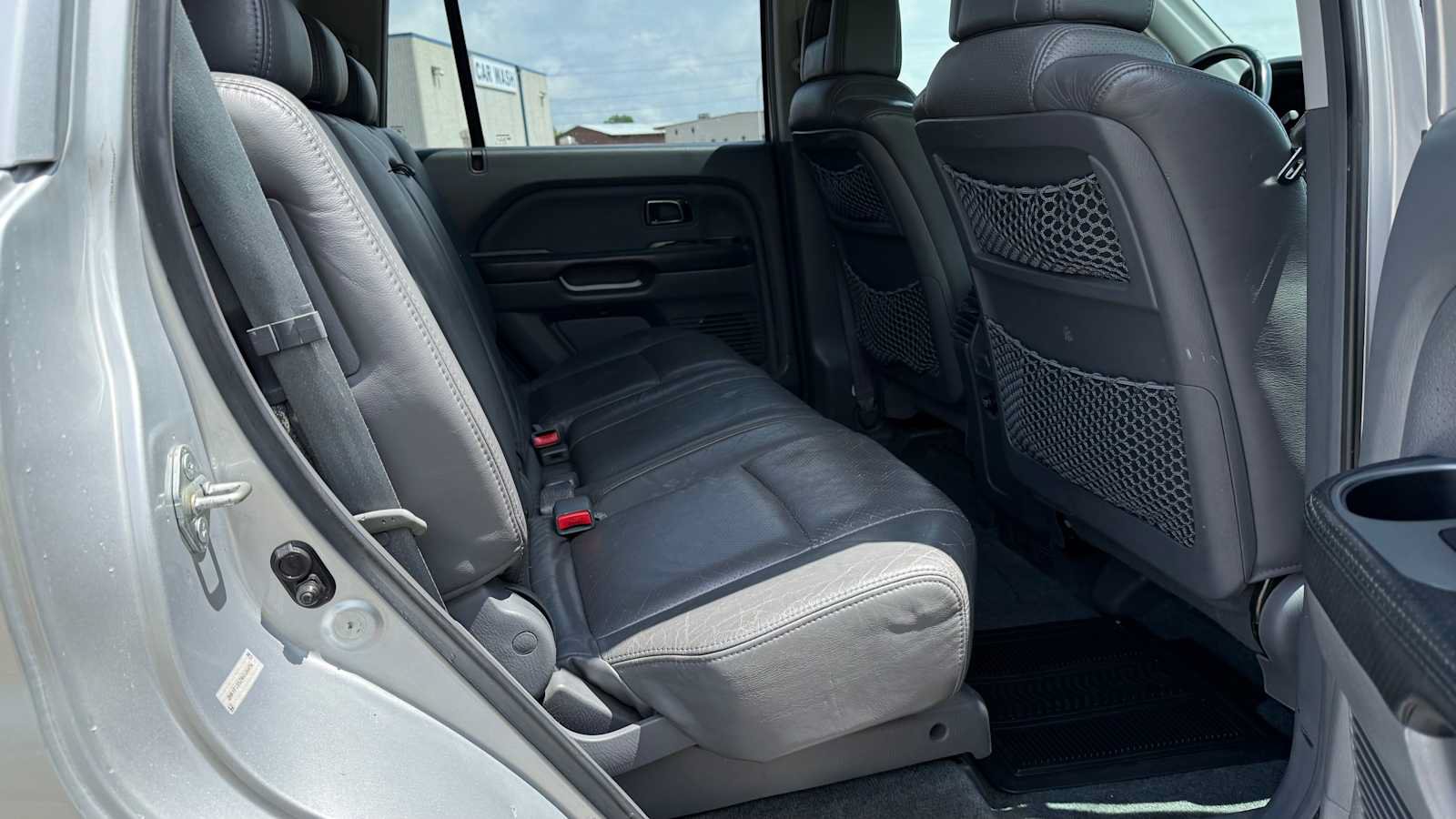 Used 2004 Honda Pilot EX image 12
