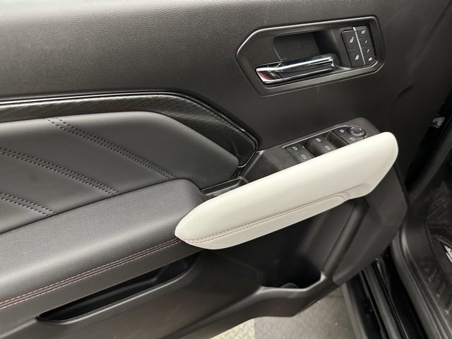 New 2025 GMC Canyon AT4 w/ AT4X Package image 19