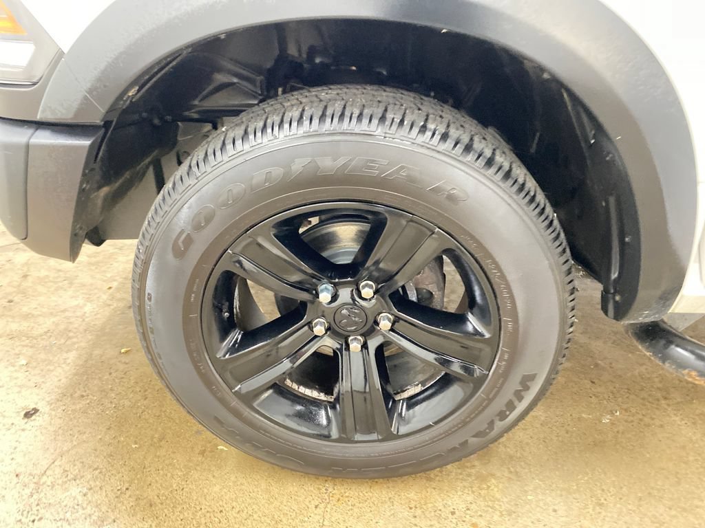 Used 2022 RAM 1500 Warlock AWD/4WD image 18