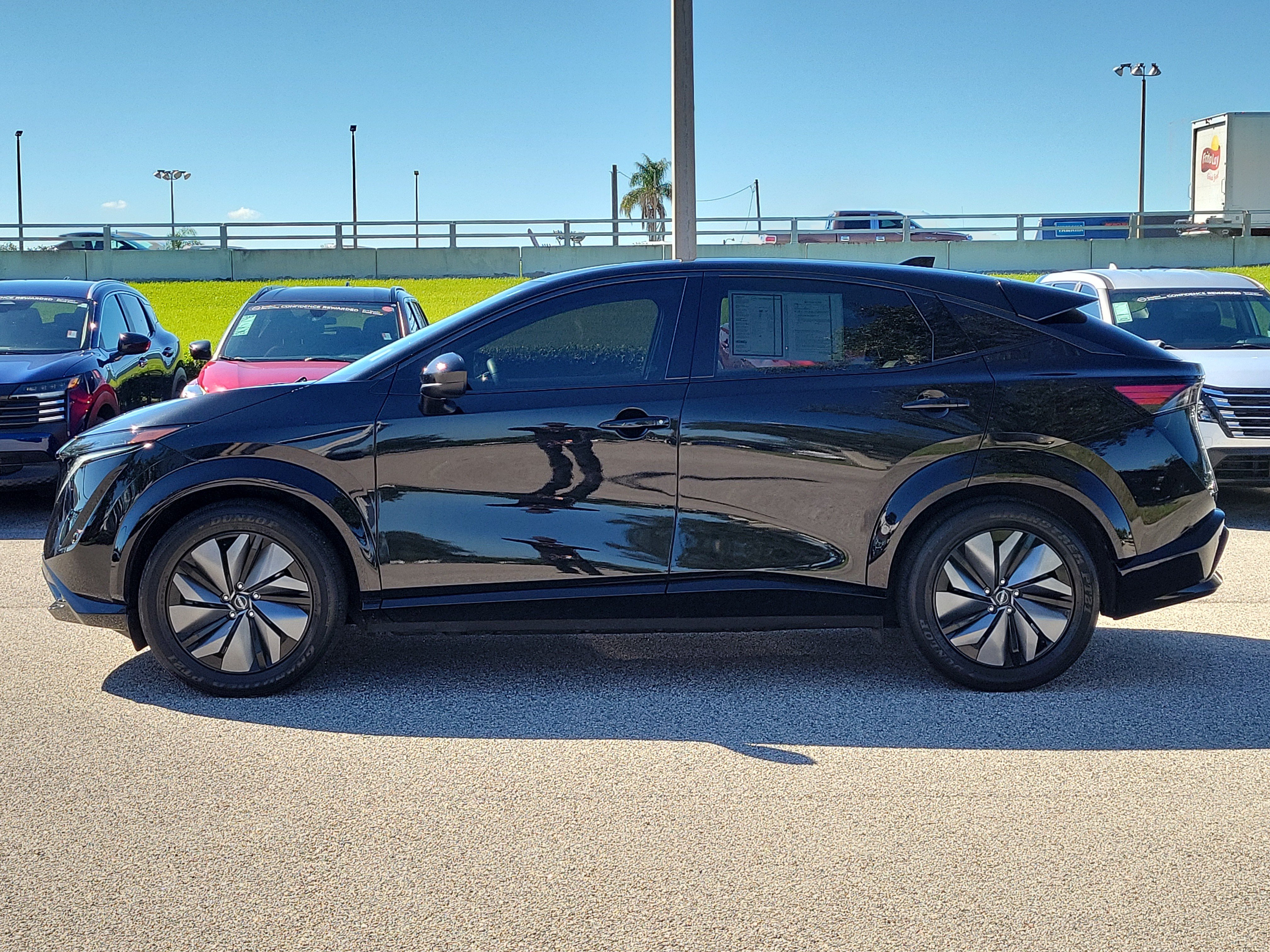 Certified 2025 Nissan Ariya AWD image 8