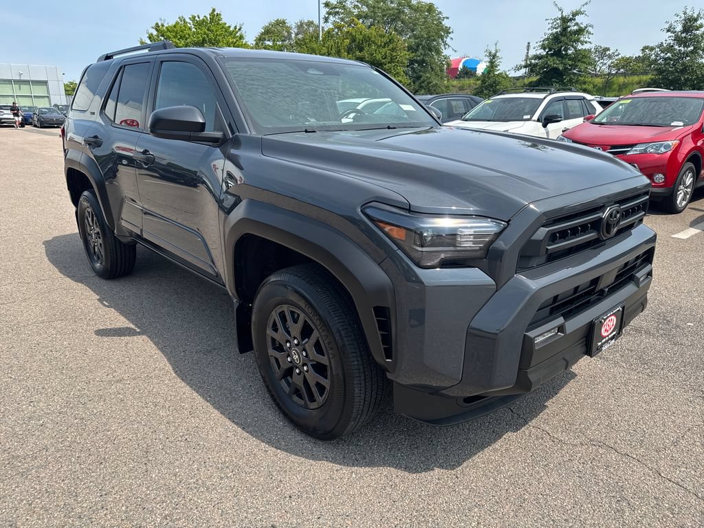Used 2025 Toyota 4Runner SR5 AWD/4WD image 10