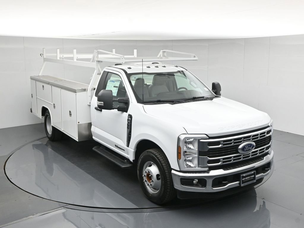 New 2025 Ford F350 XL w/ XL Chrome Package RWD image 43