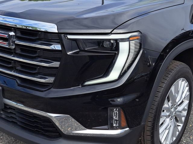 Used 2024 GMC Acadia Elevation image 9