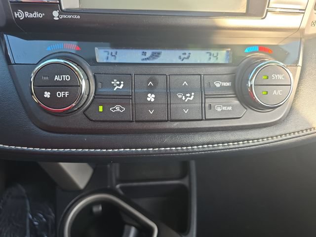 Used 2018 Toyota RAV4 XLE FWD image 24