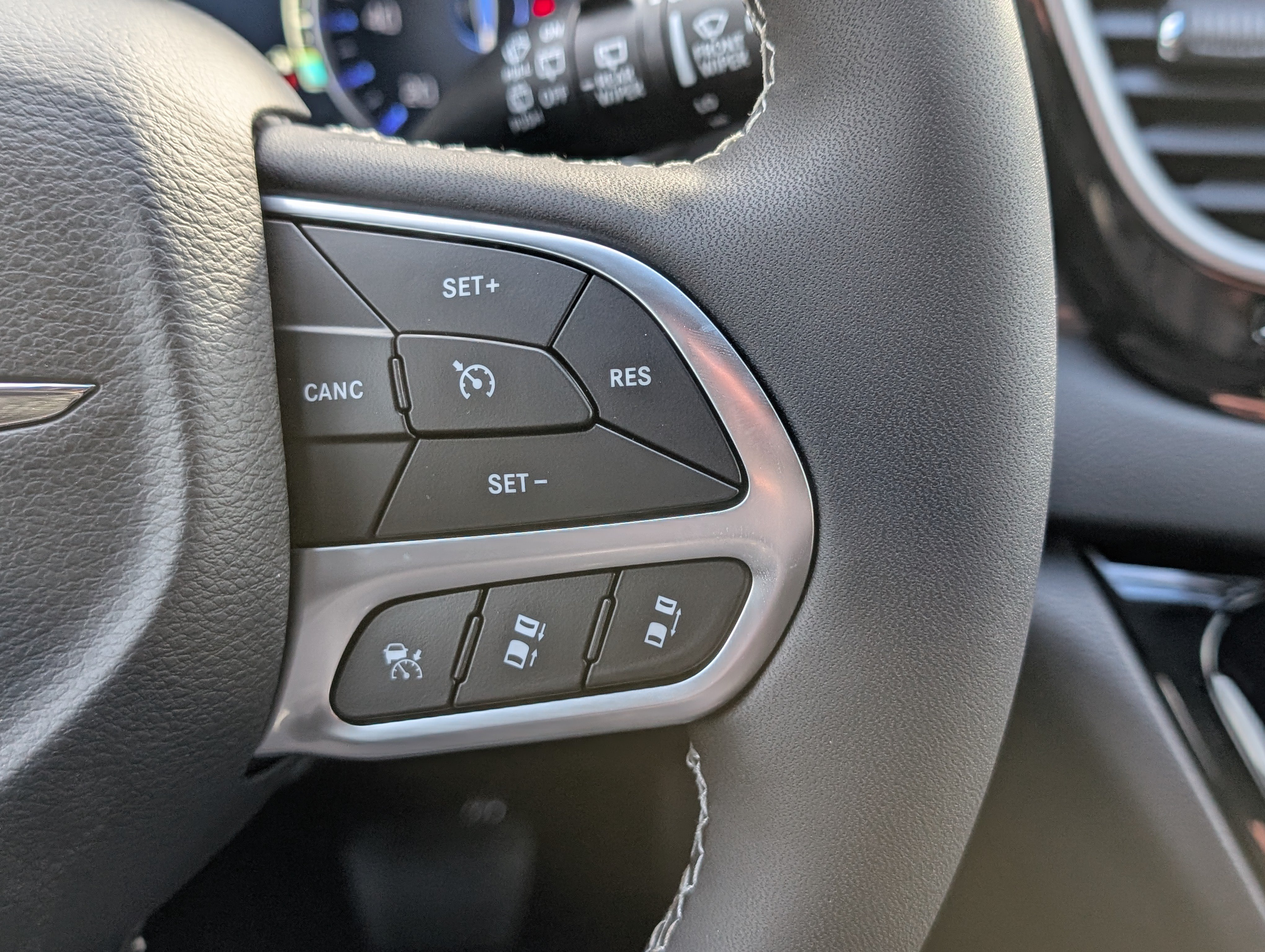 New 2026 Chrysler Voyager LX FWD image 22