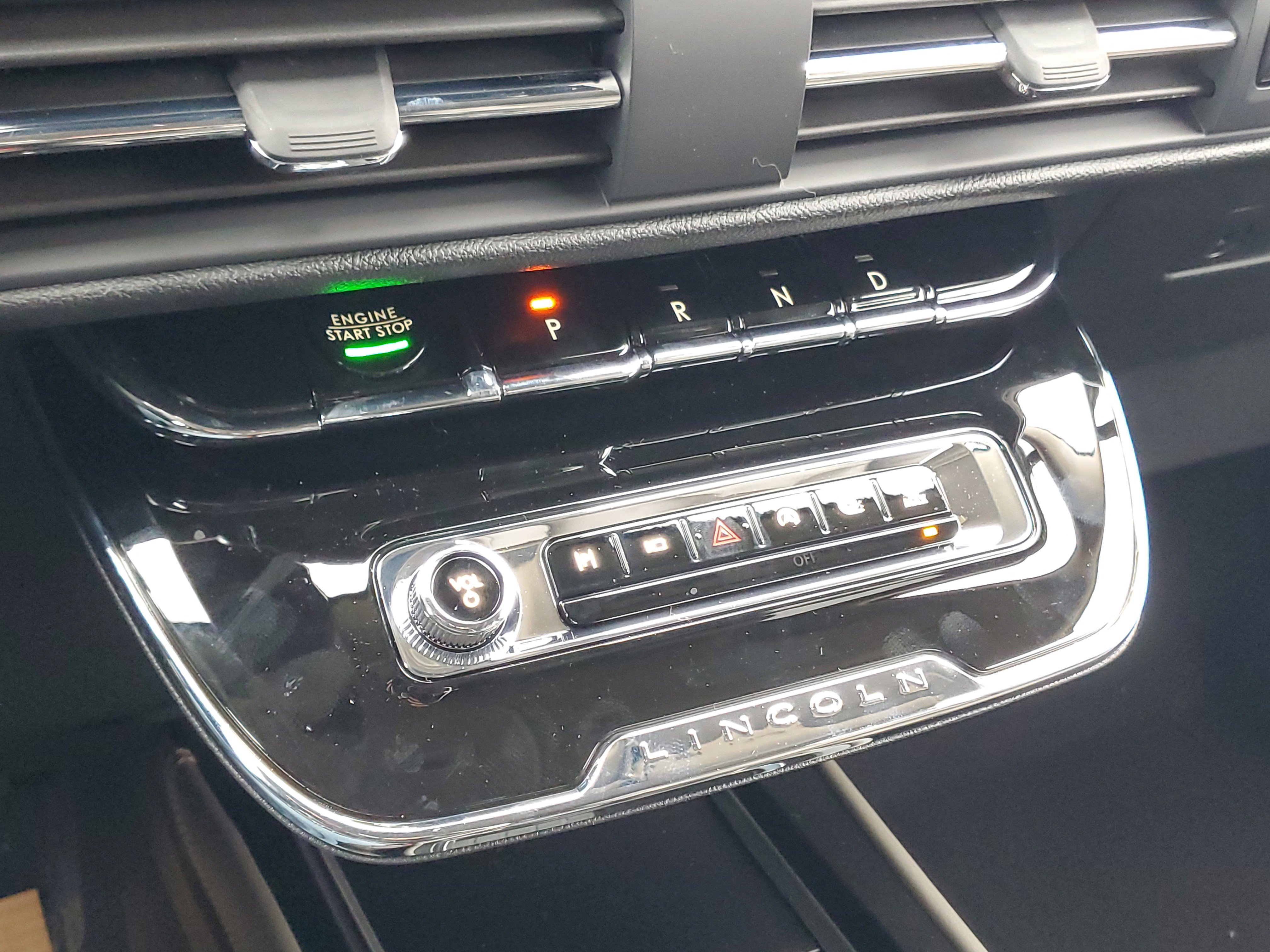 New 2026 Lincoln Corsair Premiere image 22