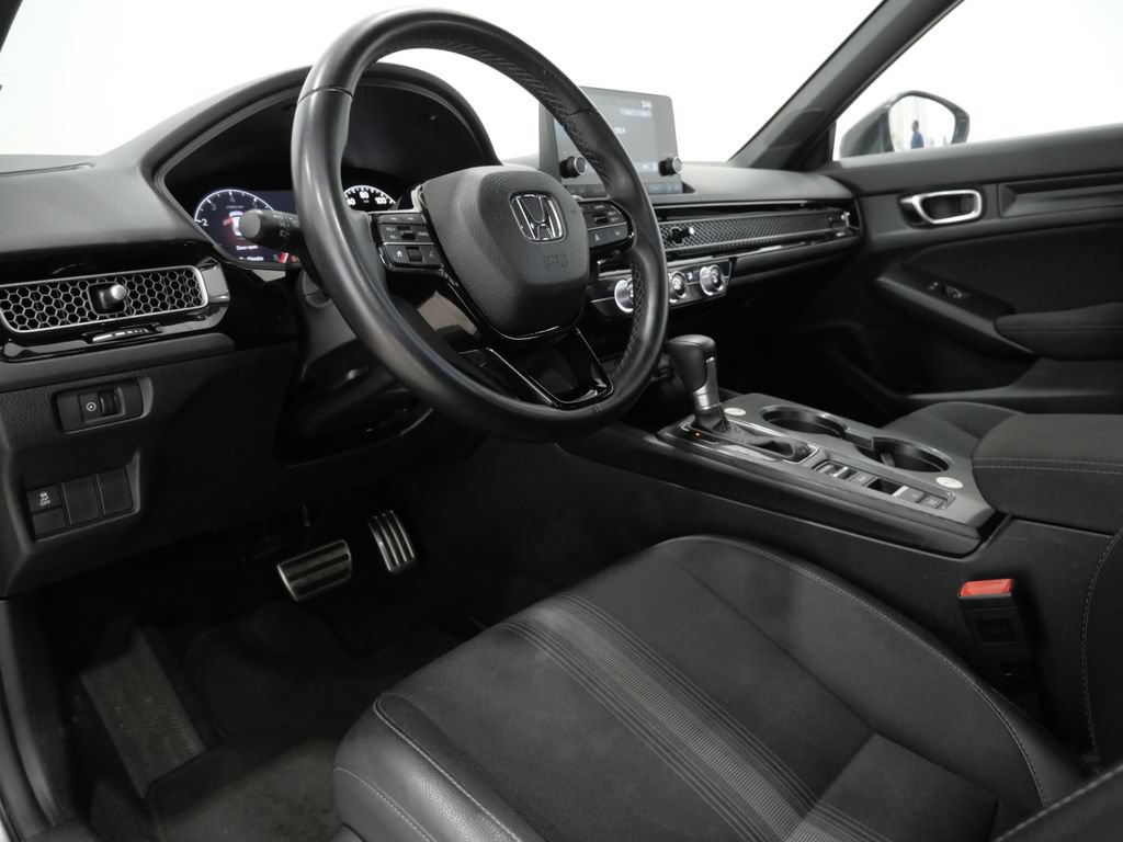 Used 2025 Honda Civic Sport image 11
