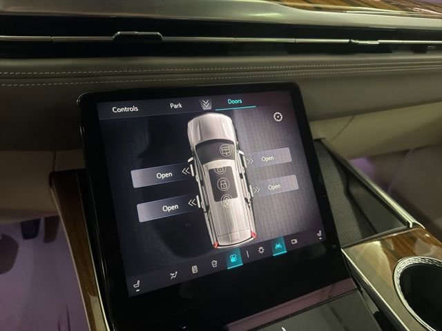 Used 2025 Cadillac Escalade Premium Luxury Platinum w/ LPO, Radiant Package RWD image 36