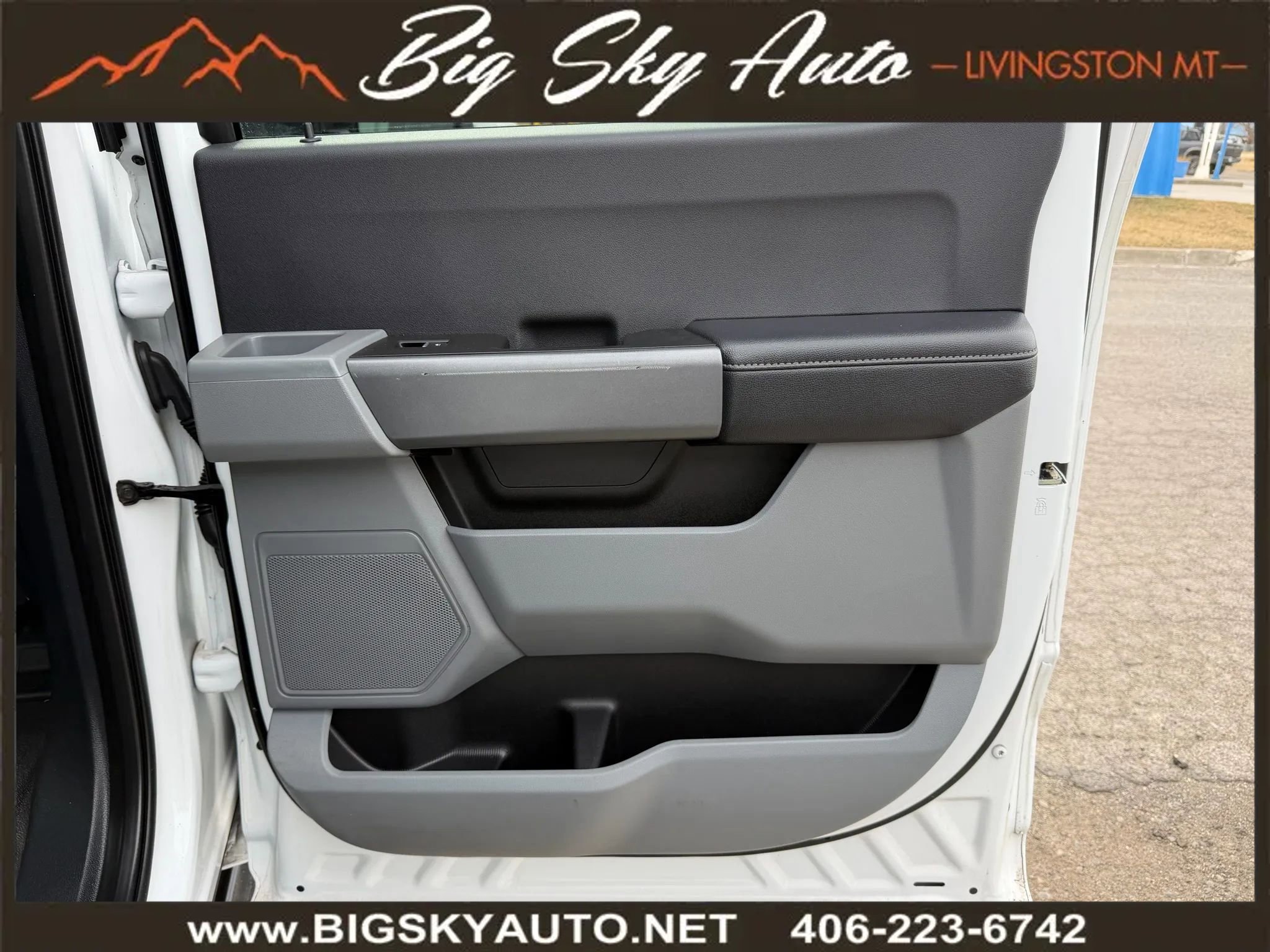 Used 2023 Ford F250 XLT w/ FX4 Off-Road Package image 22