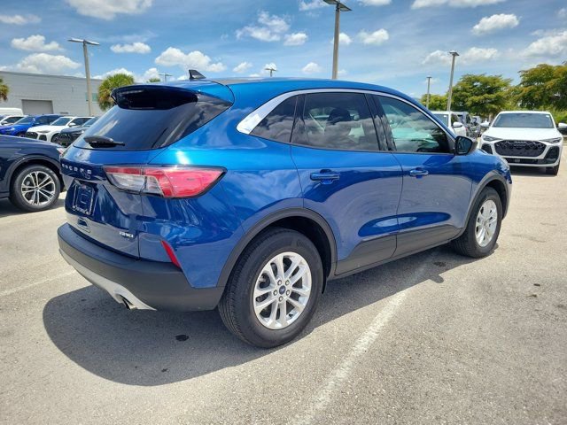 Used 2022 Ford Escape SE w/ Convenience Package AWD/4WD image 7