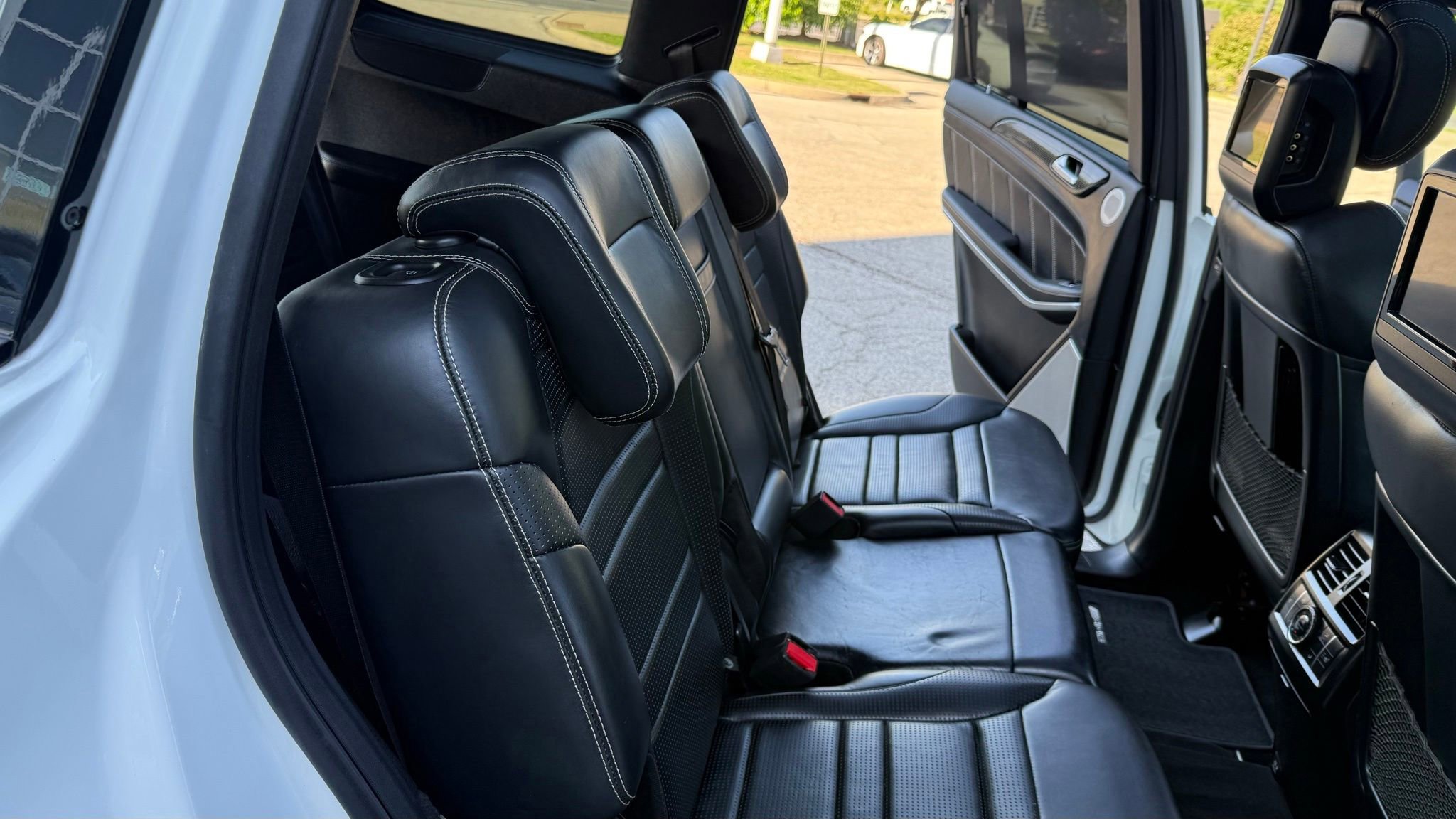 Used 2018 Mercedes-Benz GLS 63 AMG 4MATIC image 34