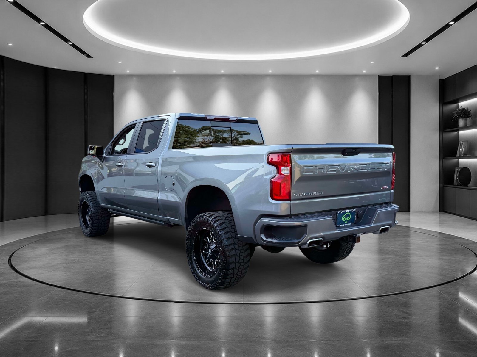 Used 2020 Chevrolet Silverado 1500 RST AWD/4WD image 2