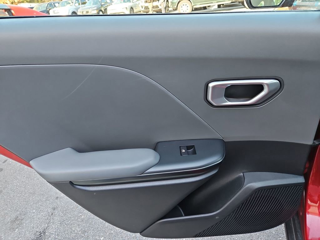 Used 2025 Kia K4 LXS image 26