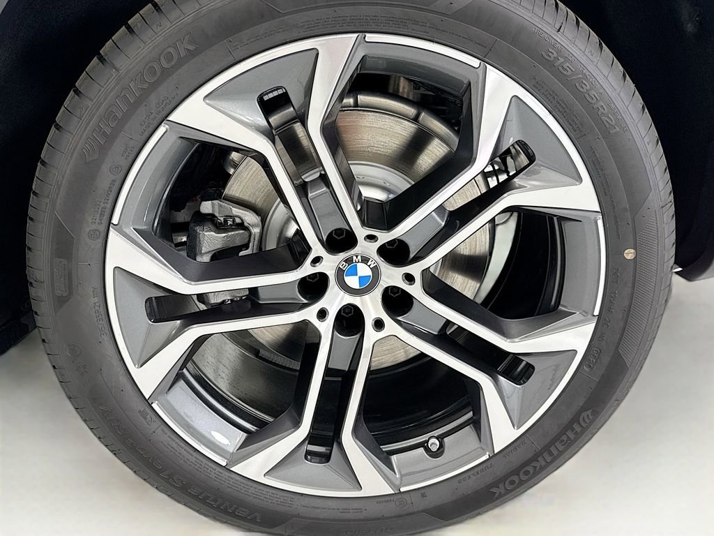 New 2026 BMW X5 xDrive50e w/ Climate Comfort Package AWD/4WD image 30