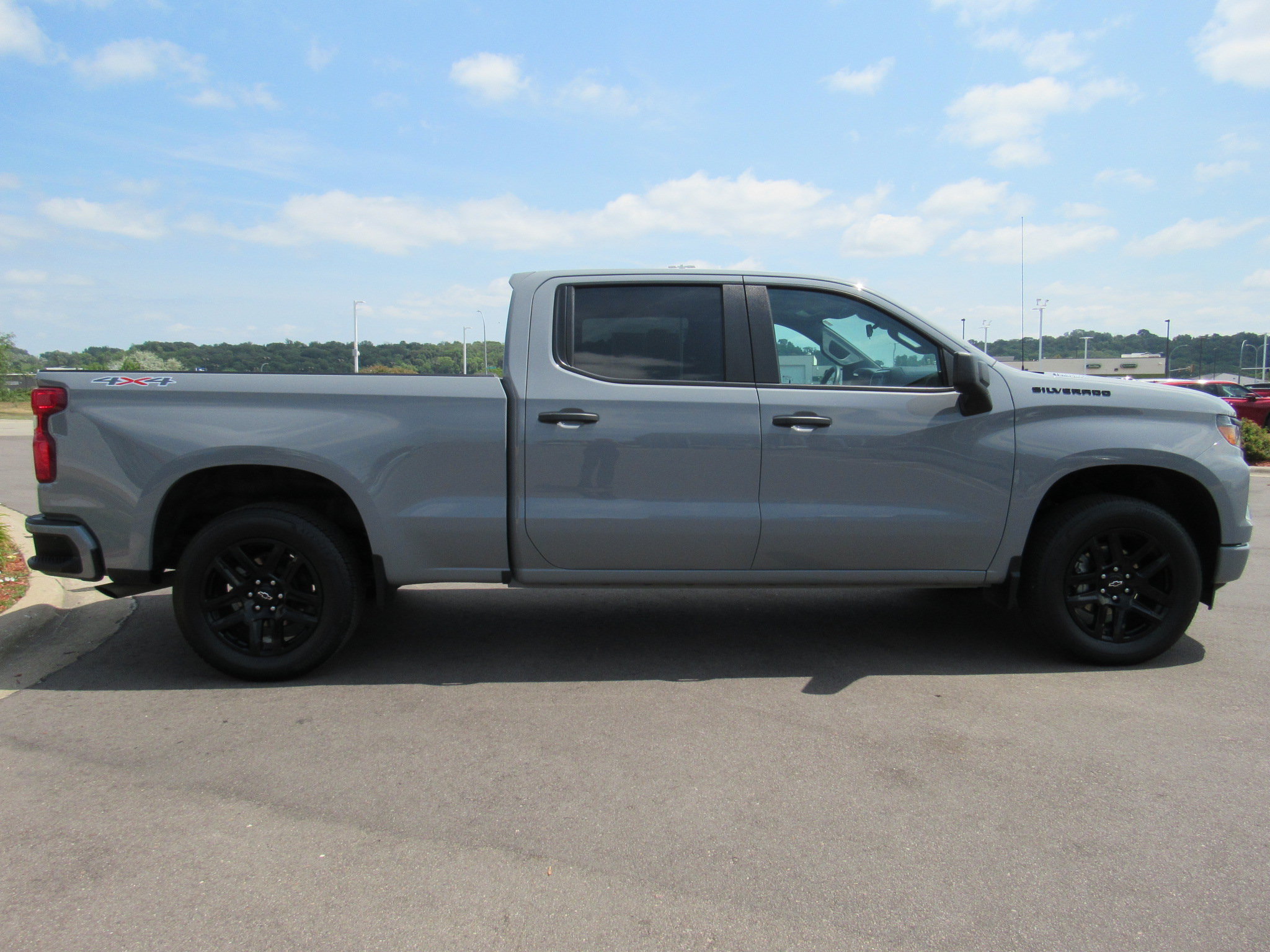 Used 2024 Chevrolet Silverado 1500 Custom w/ LPO, Dark Essentials Package AWD/4WD image 5