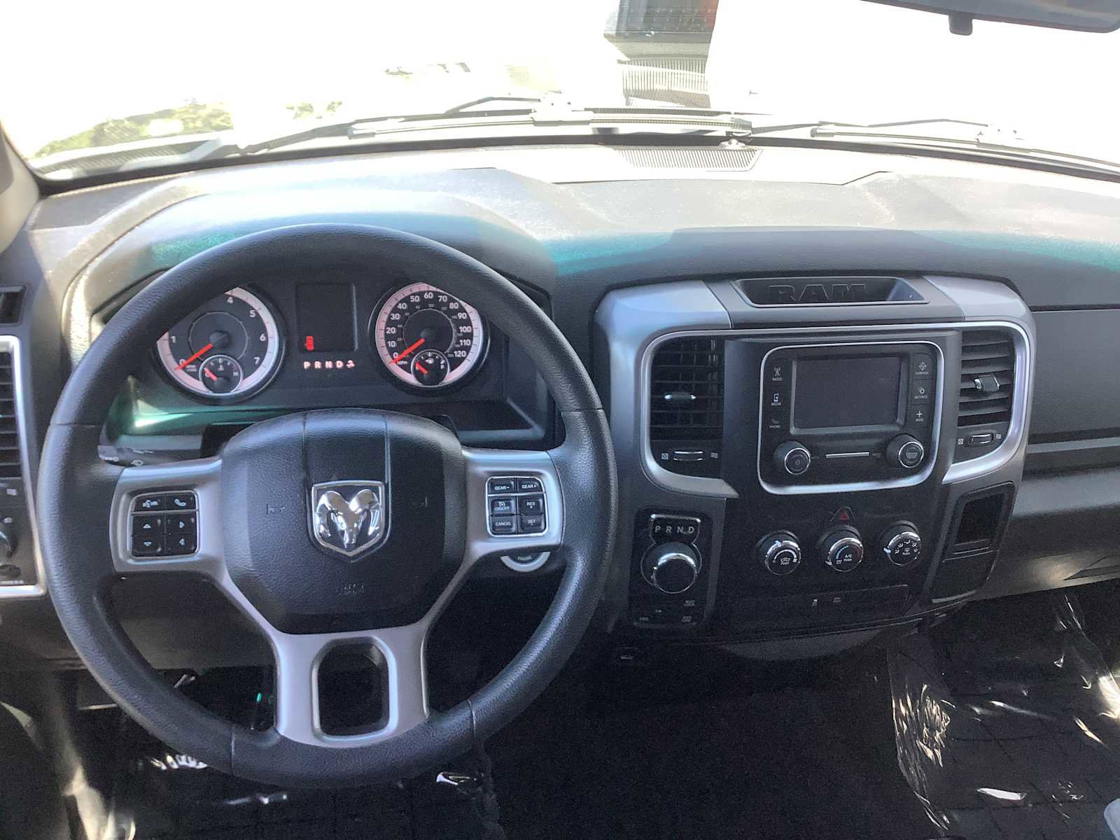 Used 2021 RAM 1500 Classic SLT AWD/4WD image 10