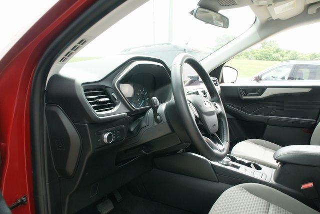 Used 2022 Ford Escape SE w/ Convenience Package image 14